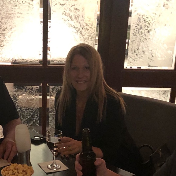 Meet your Posher, Brenda - Picture 1 of 1